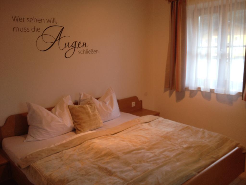 Gaestehaus Schwed Wagrain Ruang foto
